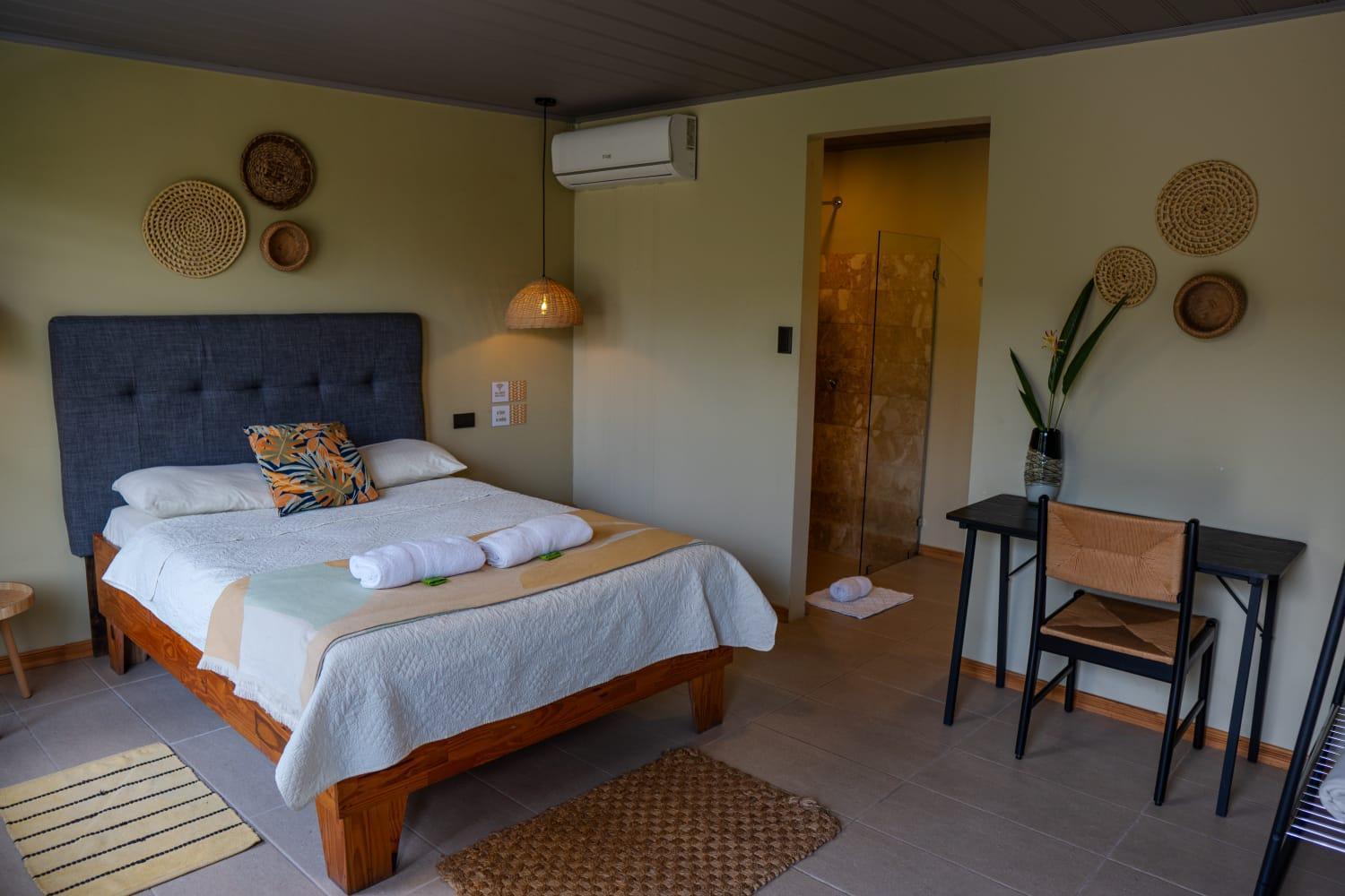 Hotel Y Cabinas Del Tropico Guapiles Ngoại thất bức ảnh